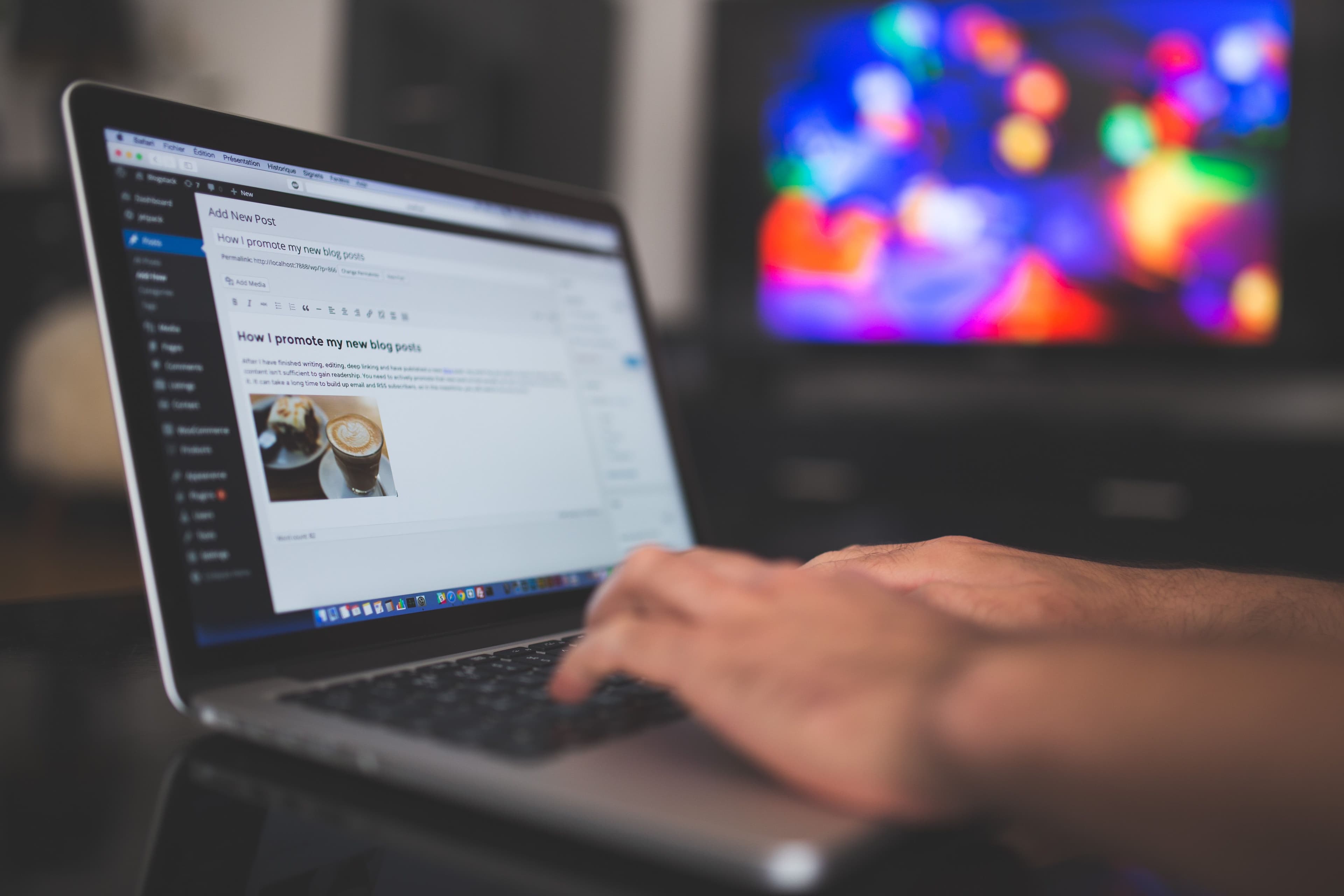 10 Proven Blog Monetization Strategies for Beginners (and When to Start)